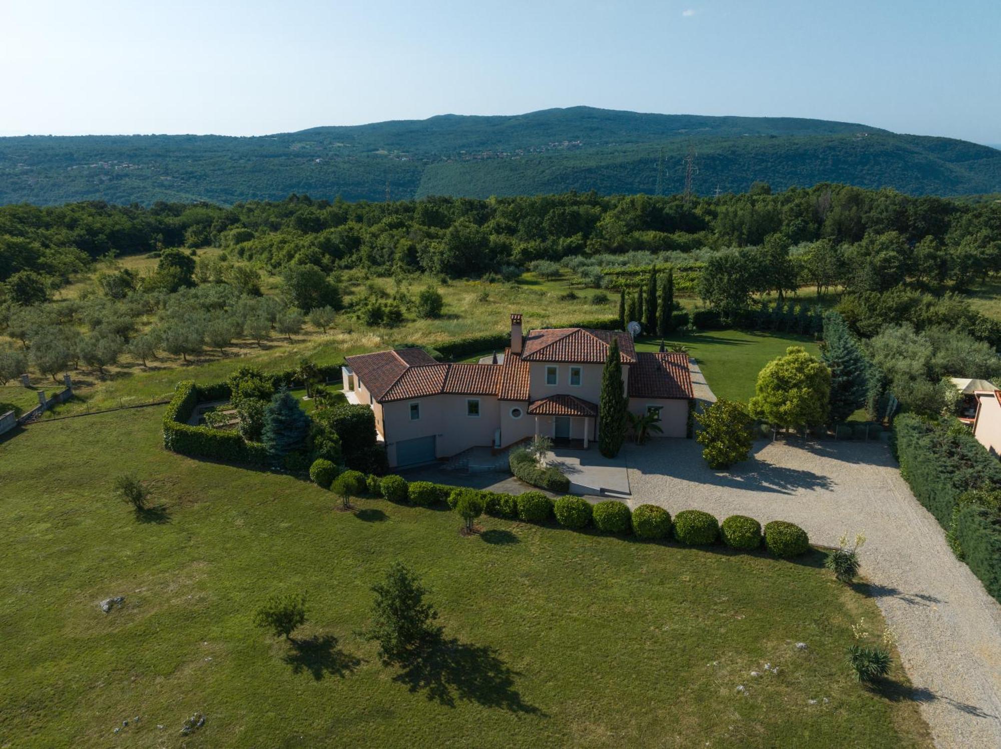 Villa Labin In Zartinj - Luxury Privacy Heated Pool With Auto Cover Eksteriør bilde