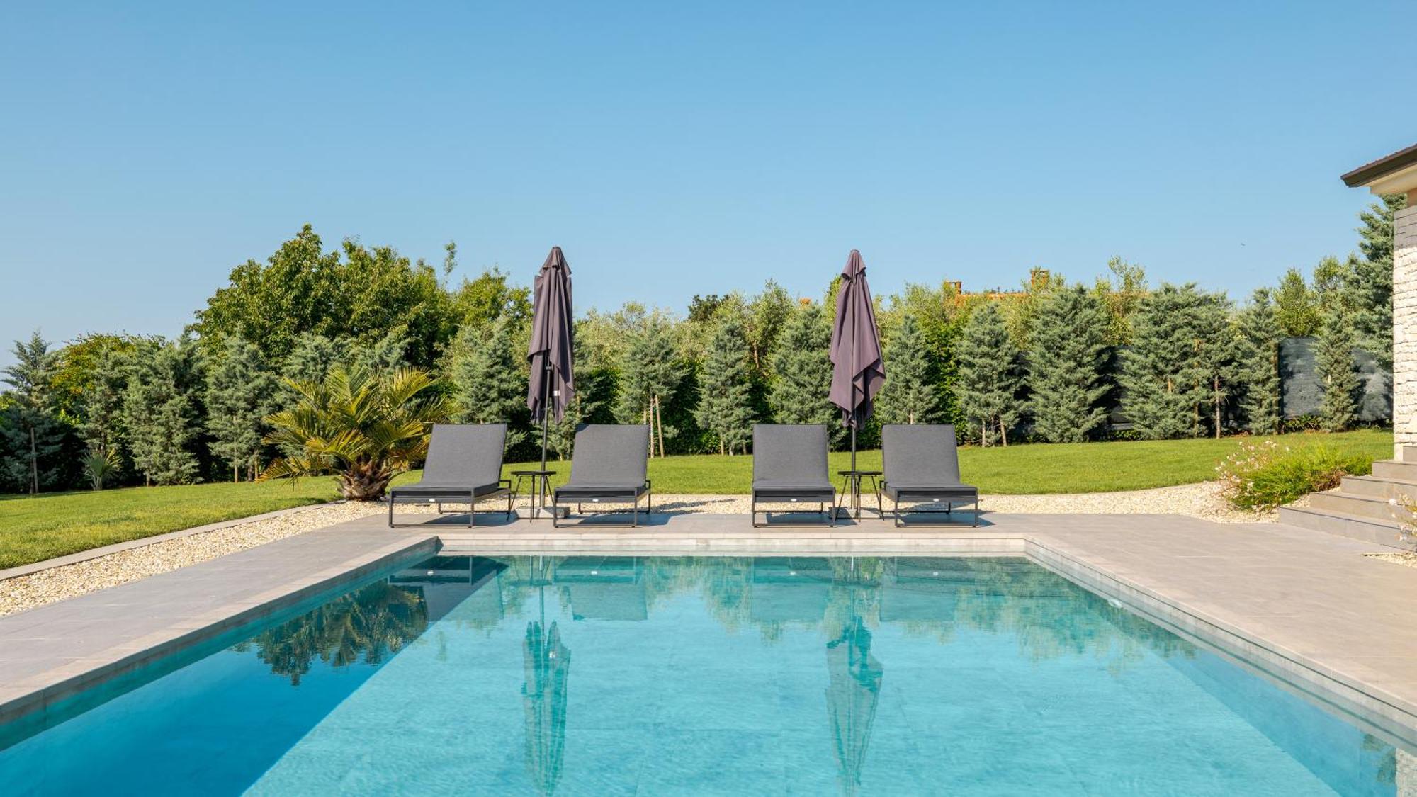 Villa Labin In Zartinj - Luxury Privacy Heated Pool With Auto Cover Eksteriør bilde